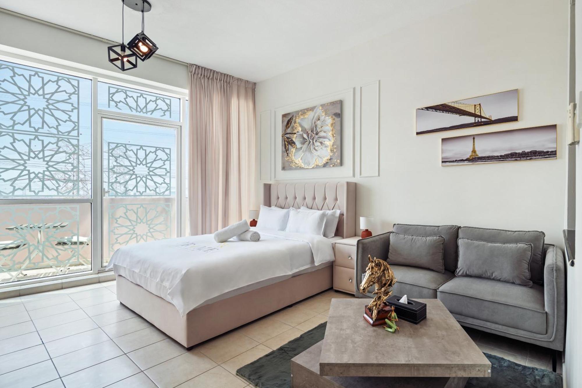 Luxury - Urban Oasis *