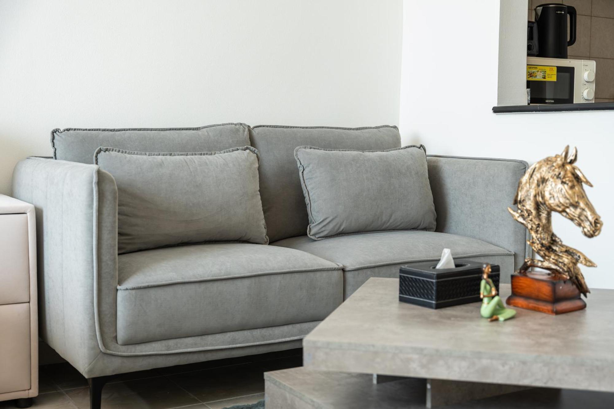 Luxury - Urban Oasis Apartment *